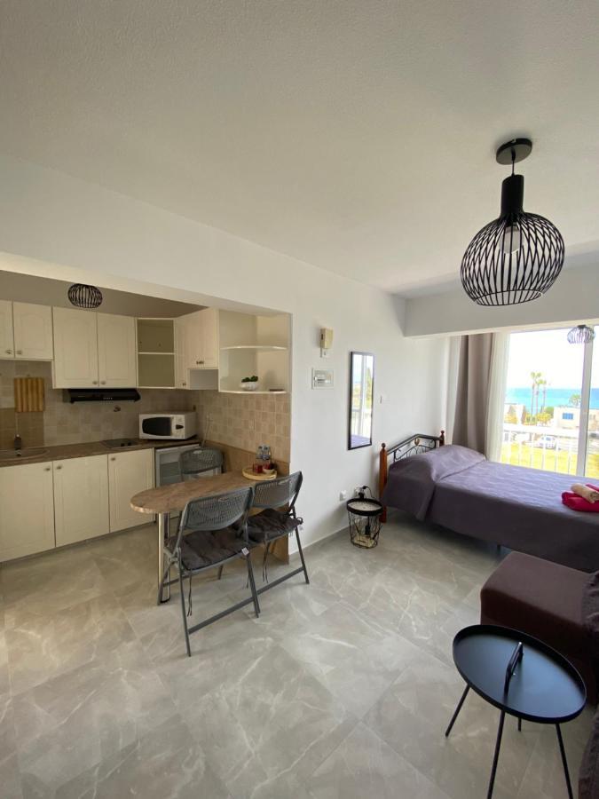 Cozy Coral Bay Studio By The Sea エクステリア 写真