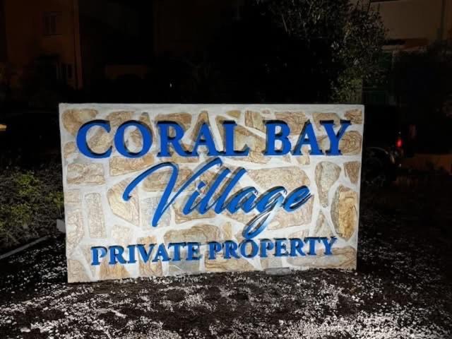 Cozy Coral Bay Studio By The Sea エクステリア 写真